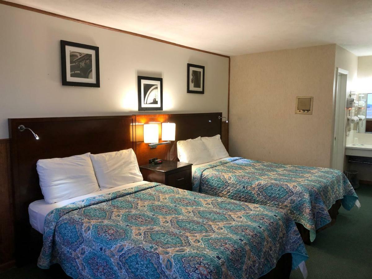 Viking Motel Lindsborg Zewnętrze zdjęcie